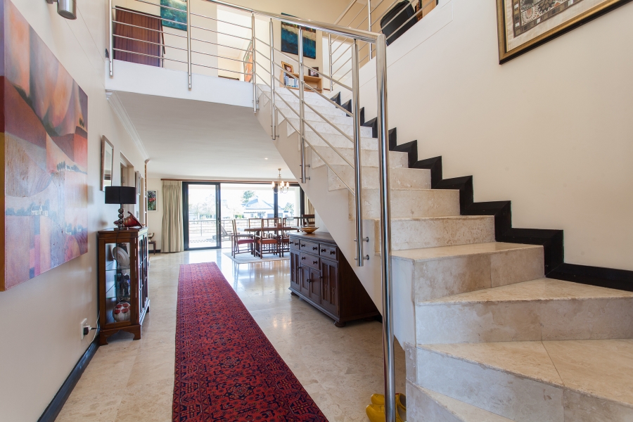 To Let 5 Bedroom Property for Rent in Pearl Valley at Val de Vie Western Cape